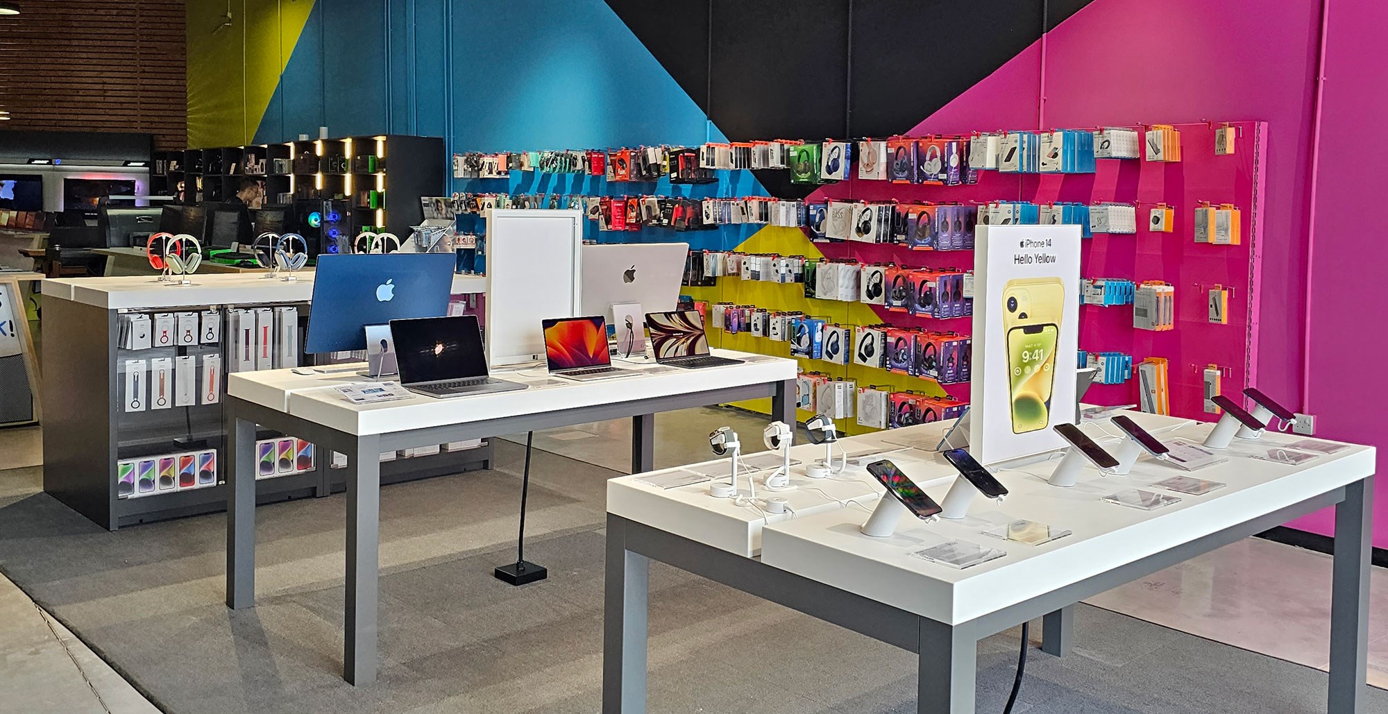 Klikk opens new Apple Authorized Reseller in Malta