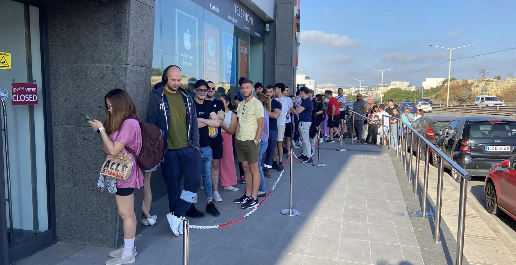 scan opens new Apple Authorized Reseller in Malta